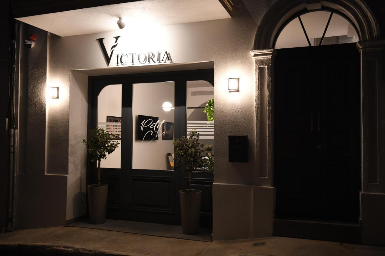 Victoria By Petit Chic Bed and Breakfast Mellieħa Exterior foto
